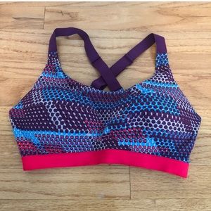NWOT Victoria’s Secret Padded Sports Bra 34D